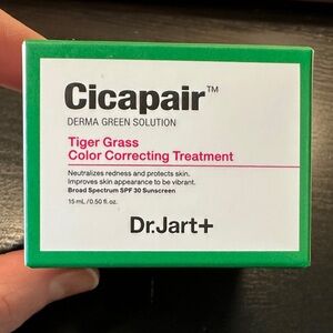 Dr.Jart+ Cicapair™ Soothing Color Correcting Treatment